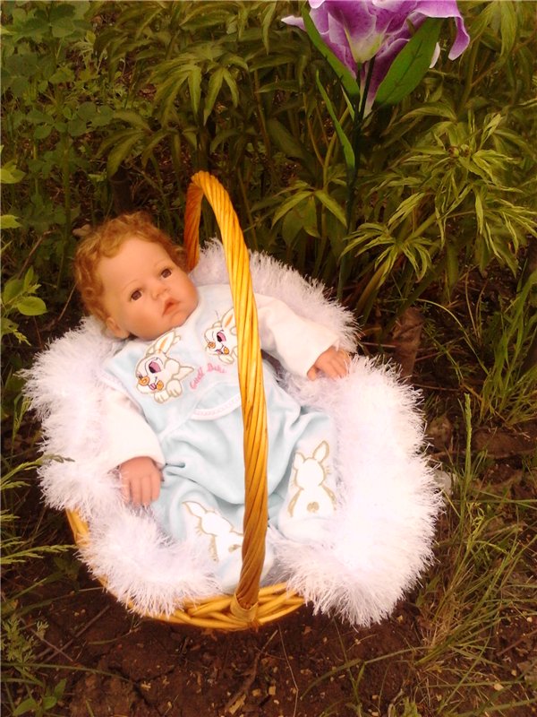 Моя малышка Алиса - Breath of Life Babies "Baby Amber" от Lee Middleton - на даче (фото 5)