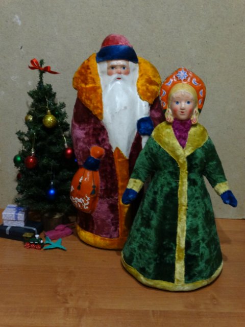 Новый год для самых стареньких кукол (фото 9)