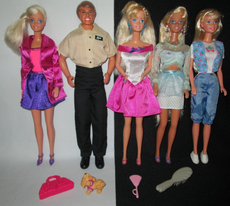 «Эффект насмотренности» или 200 фирменных кукольных нарядов | Бэйбики «Эффект насмотренности» или 200 фирменных кукольных нарядов