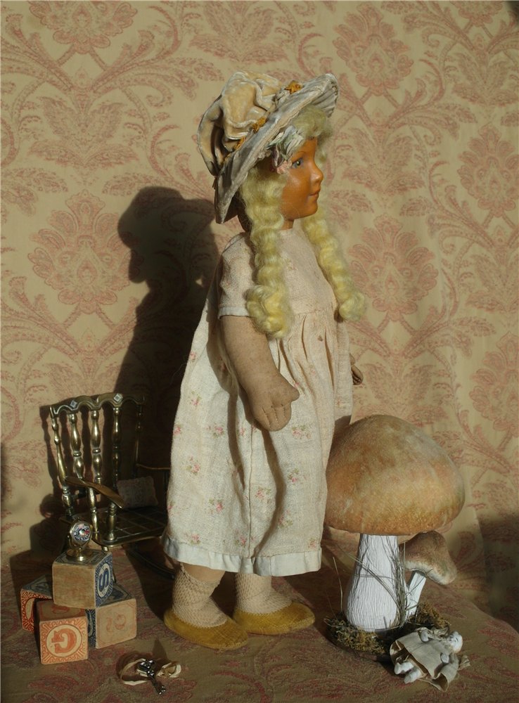 Не самый обычный антик или «Привет с аукциона Сотбис»