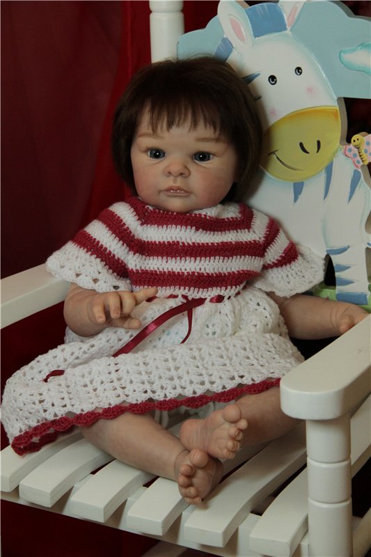 Джулия - малышка из молдика Jill от Adrie Stoete