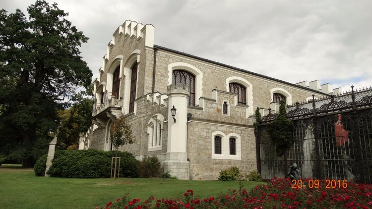 Замок Глубока-над-Влтавой (Чехия) (фото 3)