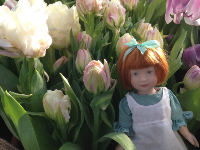 Прогулка Эмили в аптекарском огороде. H. Maciak | Бэйбики Прогулка Эмили в аптекарском огороде. H. Maciak