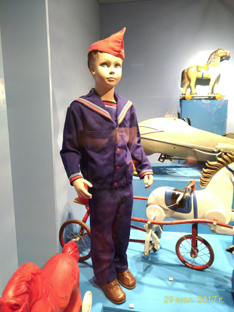 Выставка «Все лучшее – детям. Игрушки 1950–1980 годов из коллекции Сергея Романова». Часть 1