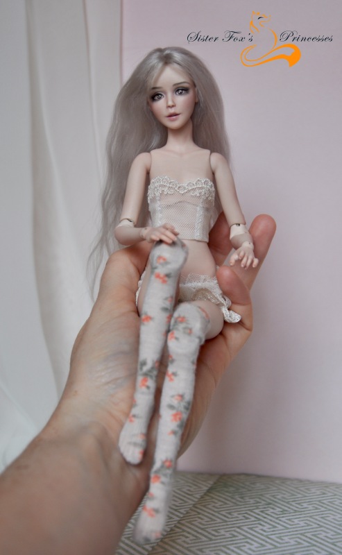 Фарфоровая шарнирная кукла Оленька от SisterFox