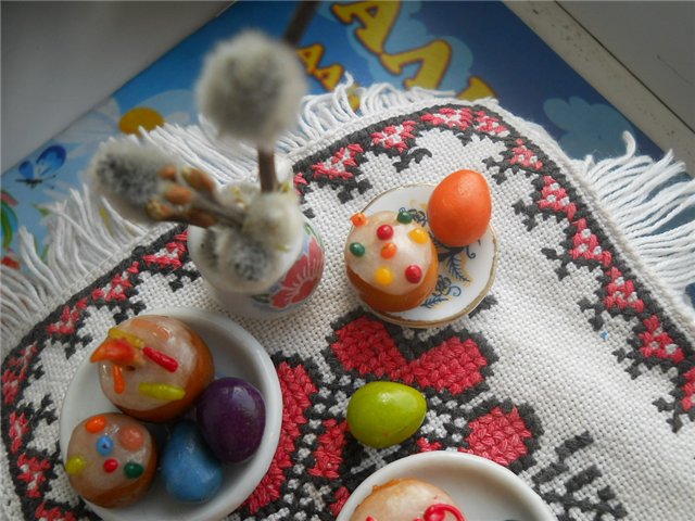 Куличи! Праздничный стол для кукол. Миниатюра (фото 8)