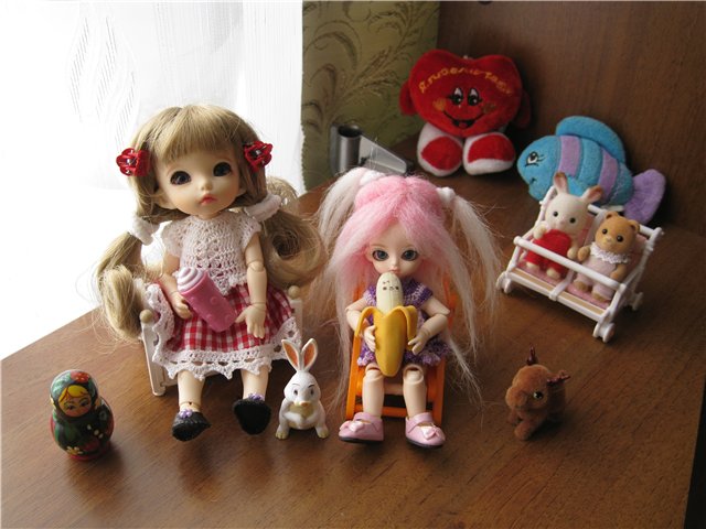 Две подружки. Девочки БЖД - Элис и Сосенка Пин