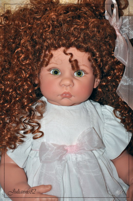 Middleton Doll: "Winter Splendor" из серии L'Innocence автор Ева Хеланд и кудряшка "С Днем Рождения, Тедди!"