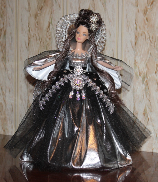 Карнавальный костюм для куклы - Королева Ночь (фото 7)