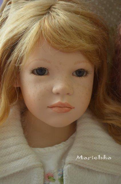 Нежная и задумчивая Агнешка, Agnieszka в окружении сестриц Zawieruszynski 2008