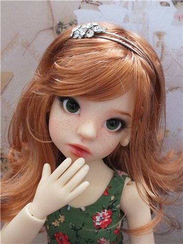 Преображение Иззи (Izzy) от Kaye Wiggs. Новый мейк и образ (фото 6)