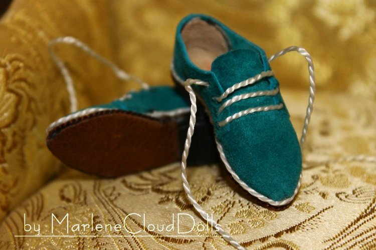 Новая девушка, авторская кукла Гая