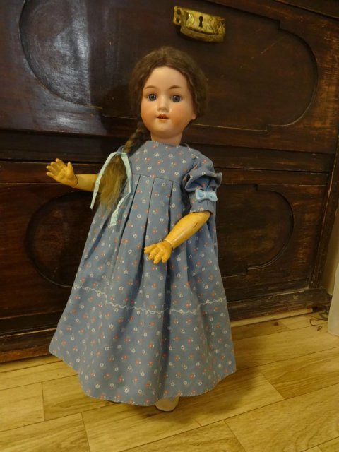 Я называла её Ася. Armand Marseille