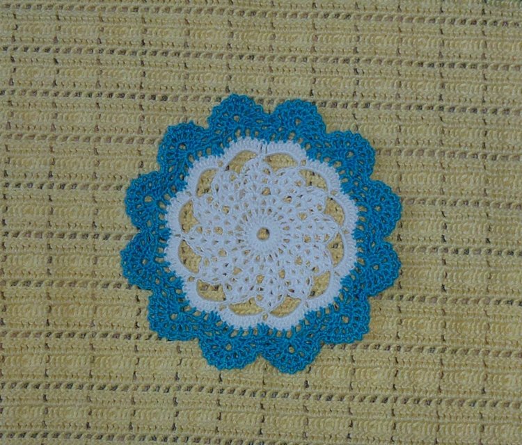 Абажуры из вязаных салфеток