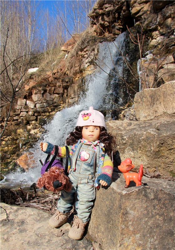 Приключения Адель на водопаде, продолжение. Джульетта от Sylvia Natterer