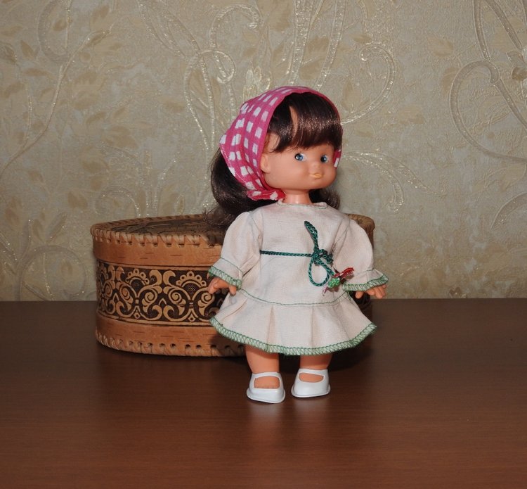 Заманчивое увлечение. Маленькие куколки ГДР - косолапки, 17 см, кто они