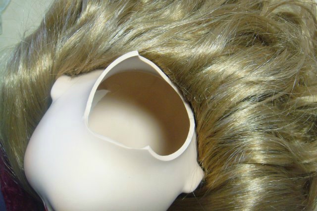 Призрак Анны Болейн или Спасение Дезире. Ремонт разбитой фарфоровой куклы Angela McNeely от Ruby Doll