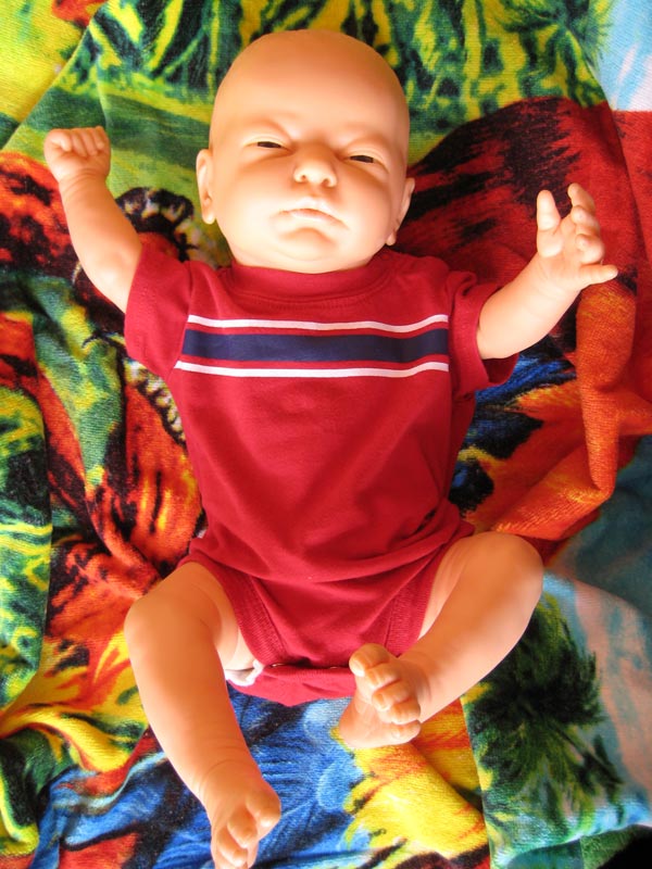 Примерка — Характерные испанские куклы: пупсы с мимикой (фото 2)