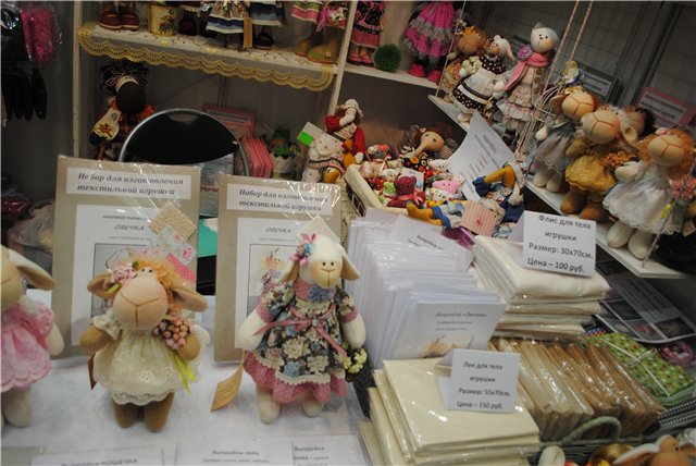 Выставка на Тишинке Атмосфера творчества. Октябрь 2014