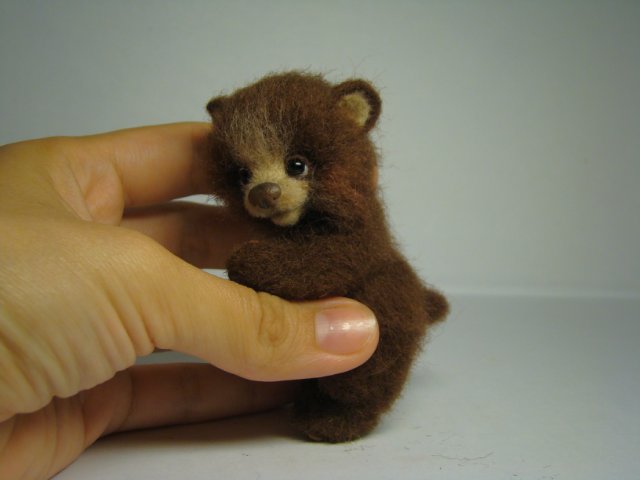 Медведь. Авторская игрушка валянием из шерсти Ольги Чернухо