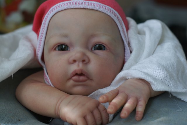 Анютка - моя маленькая сладкая Луковка. Работа Марины Мацко