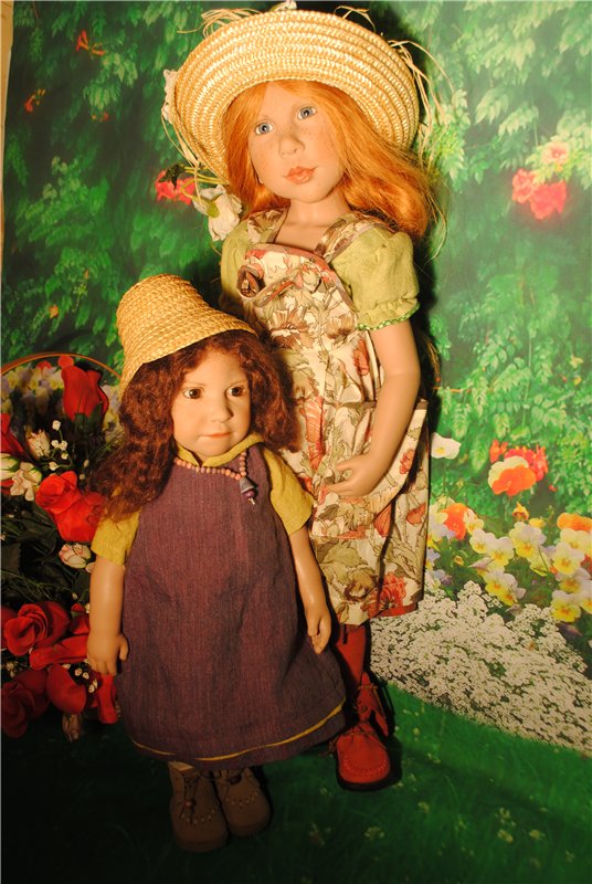 Мы купили два билета - уезжаем завтра в лето