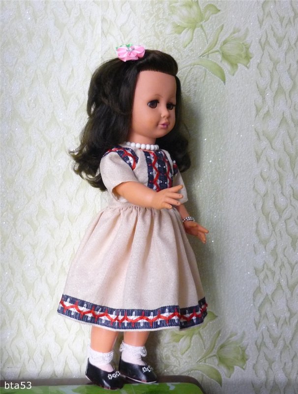 Шьем платье с рукавом реглан на куклу 50см