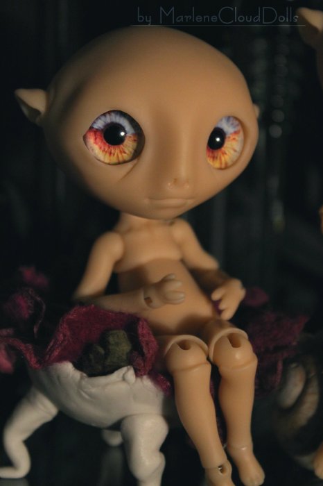 Новенькие шарнирные куклы Изгои и их глаза