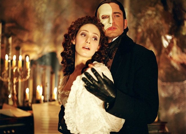 Как за неприметным фасадом может скрыватся просто удивительный Клондайк!!! Или "Это я удачно зашел!!!!!"