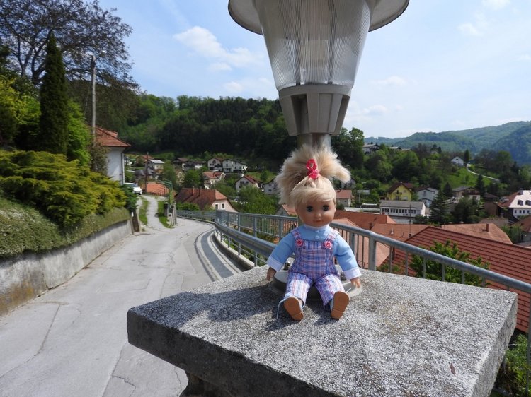 Словения, Светланка и маленький «герой» в одном ботинке