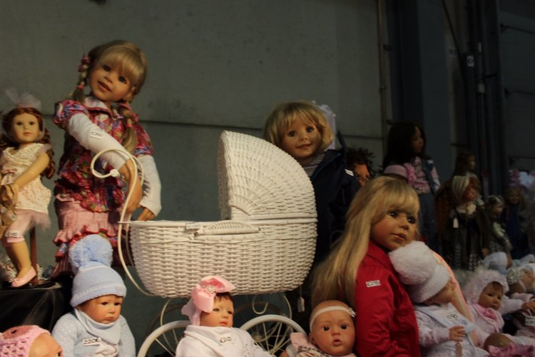 Выставка мишек, кукол и кукольной миниатюры в Голландии 2017 - часть первая