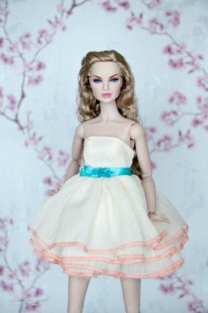 Пленительная нежность. Erin S. "Lady in Red", Jason Wu, Integrity Toys