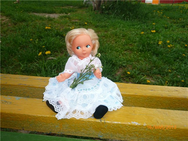 Беляночка. Кукла в окружении природы (фото 2)