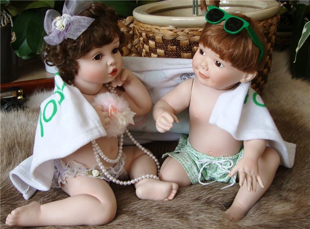 Два очаровательных фарфоровых малыша от Titus Tomescu, Ashton Drake (фото 10)