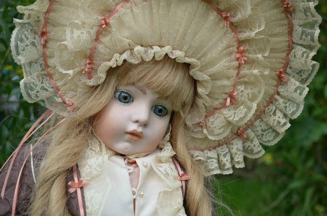 Девочка из прошлого века. Первая реплика Брю приехавшая ко мне