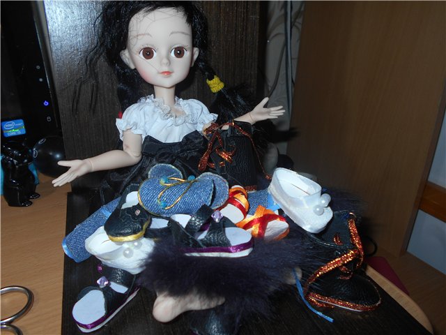 Кажется нас с Клёпой понесло... Обувь для куклы своими руками (фото 9)