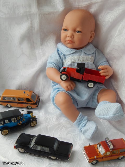Испанские куклы и ретро-автомобили или "Все мальчики любят машинки" (фото 3)