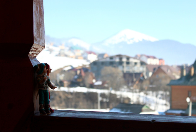 Как Фиби и Остин зиму зимовали. Часть 1: Буковель, Масленица (фото 7)