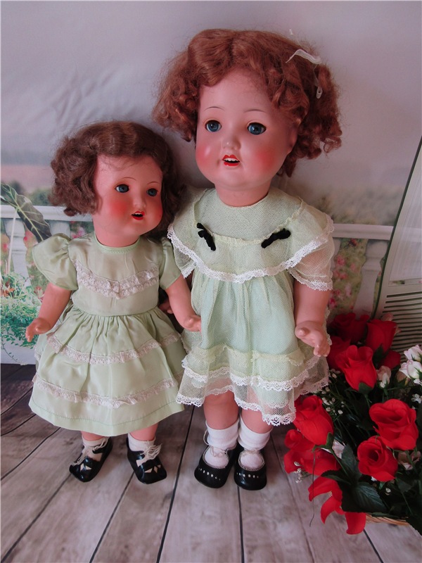 Две куклы Sonnenberg - две сестры. Этюд в салатовых тонах