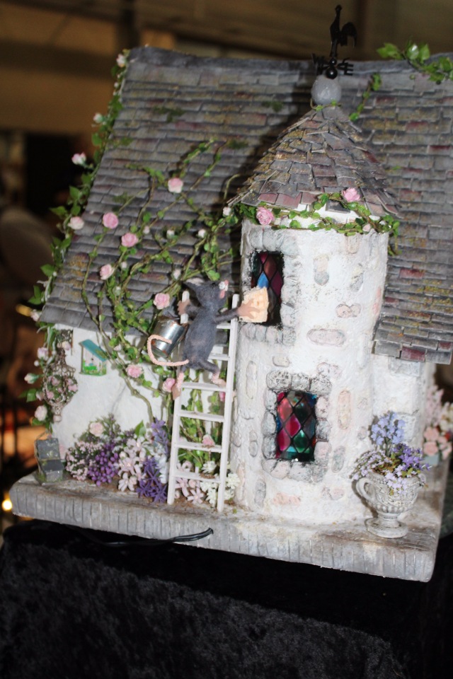 Все на выставку! Кукольные домики и миниатюра (фото 8)