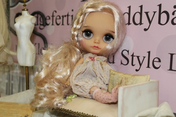 Все на выставку! Продолжение: Куклы и мишки