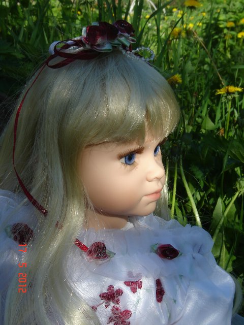 Две сестрицы Ллойда Миддлетона - настоящие принцессы