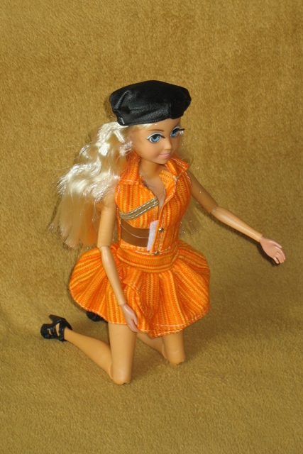 Selina - интересная шарнирная куколка (фото 4)