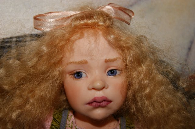 Dale Zentner - OOAK характерная куколка на диванчике