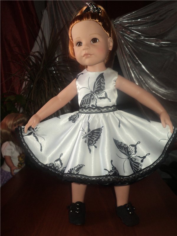 Девчушки любят наряжаться! Наряды для кукол Готц и не только