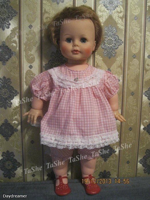 Ideal Toy Corp. кукла Kissy