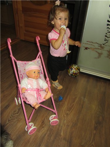 Мамочки играются,ведь вернуться в детство никогда не поздно. Игровые малыши Baby Annabell, Chu-Chu, Baby Born от Zapf