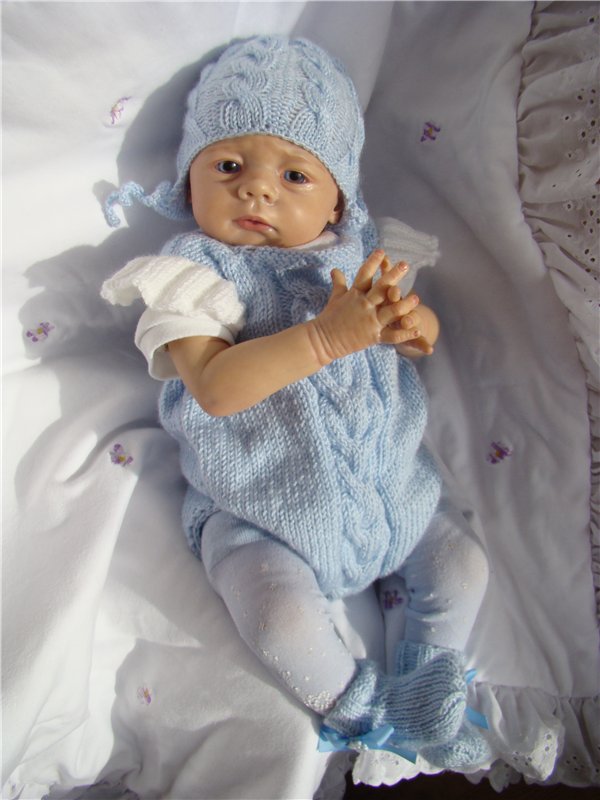 Наряды для Карлотты.Вязанные костюмы 2015)))