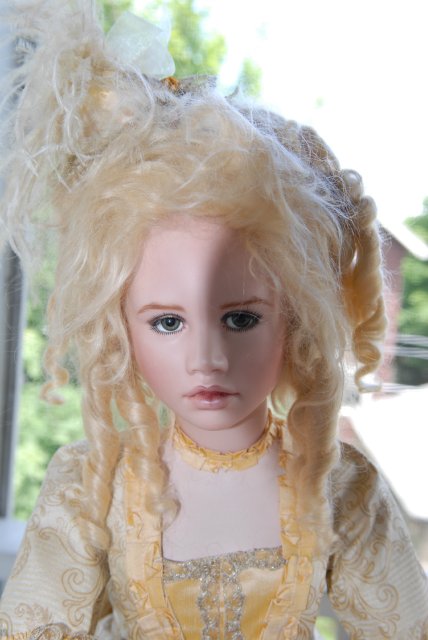 Часть 2: Прекрасная Дама эпохи Рококо. Кукла из фарфора Мишель Баркер