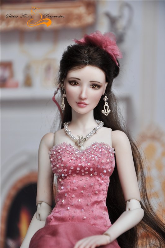 Фарфоровая шарнирная кукла Жасмин от SisterFox | Бэйбики Фарфоровая шарнирная кукла Жасмин от SisterFox (фото 2)